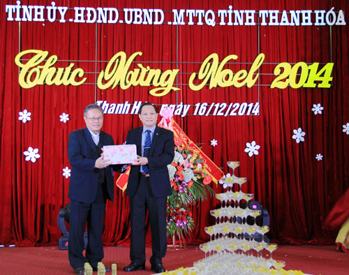 Thanh  Hoa province holds a Christmas meeting with Catholics 